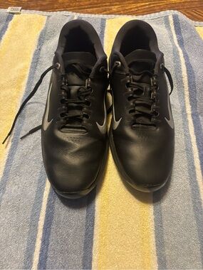 Nike Golf TW 20 size 13 shoes in black Rare